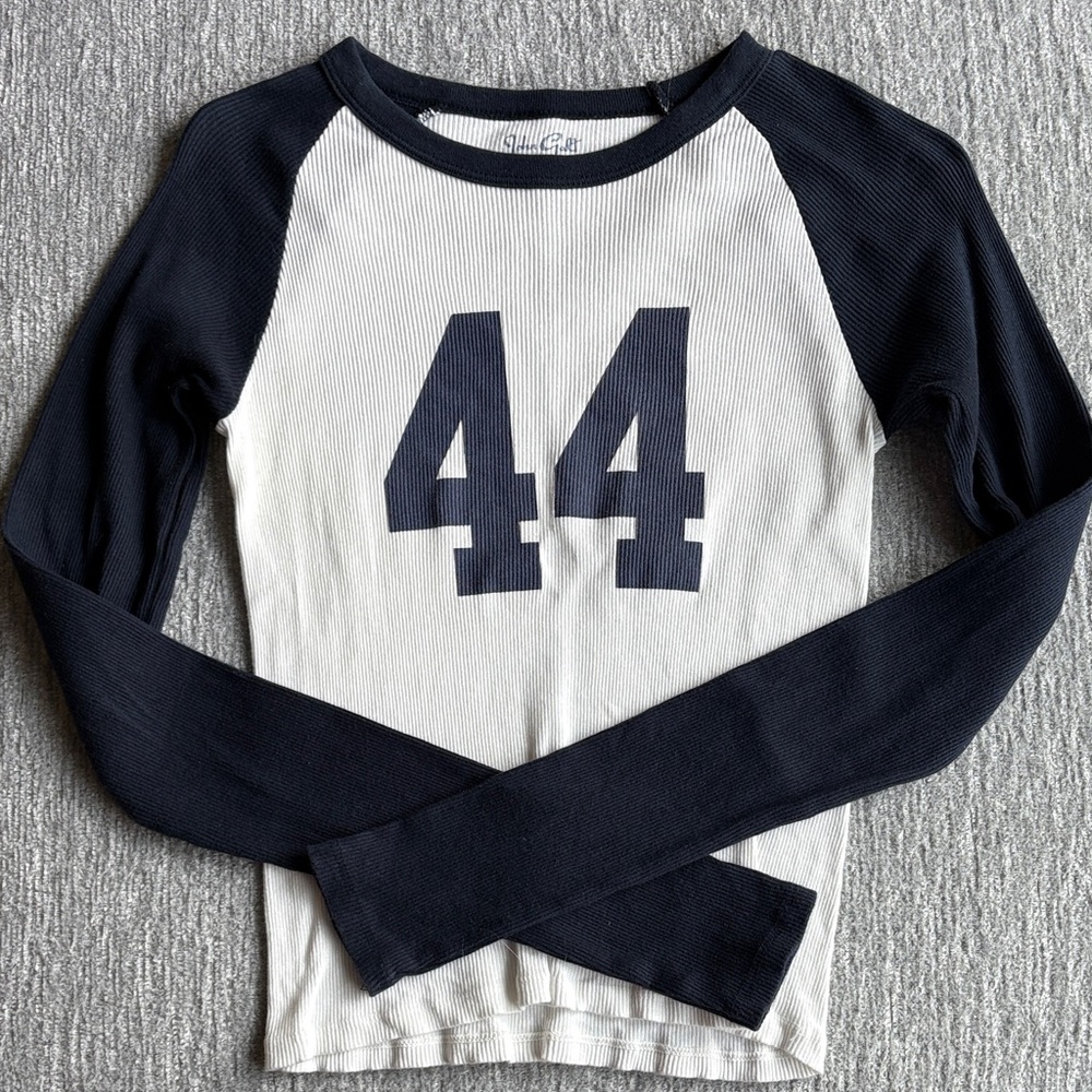 Brandy Melville long sleeve